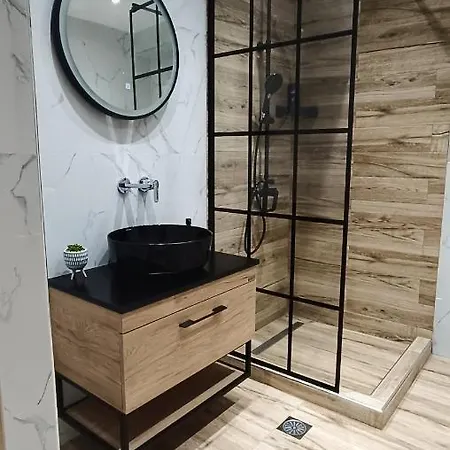 Comfort Corner 75m2 100mbs Apartment Thessaloniki