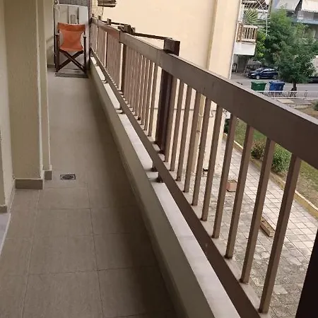 Comfort Corner 75m2 100mbs Apartment Thessaloniki