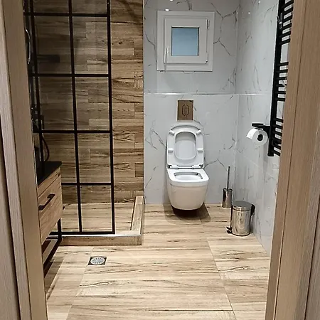 Comfort Corner 75m2 100mbs * Thessaloniki
